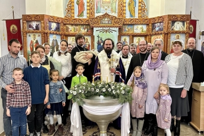 архиепископ Феофилакт совершил Таинство Крещения