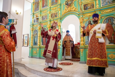 Архиепископ Феофилакт молитвенно почтил Иоанна Крестителя
