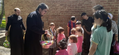 Воспитанники детского дома получили сладкие подарки от прихожан собора