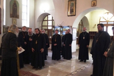 Исповедь священники Минераловодского округа начали с молитвы о почившем собрате