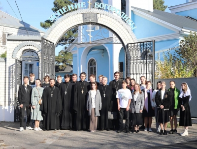 Молодежь Минераловодского церковного округа приняла участие в XIII Епархиальных Рождественских образовательных чтениях