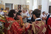 По окончании Литургии состоялось общение архиерея с духовенством и прихожанами