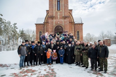 Архиепископ Феофилакт освятил храм в селе Марьины Колодцы