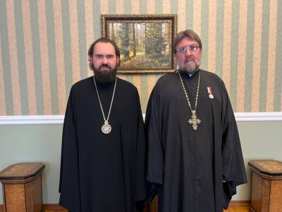 Архиепископ Феофилакт поздравил благочинного с юбилеем
