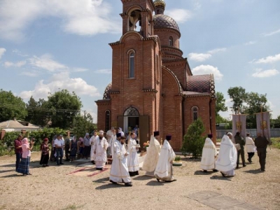Архиепископ Феофилакт возглавил праздник в посёлке Сунжа
